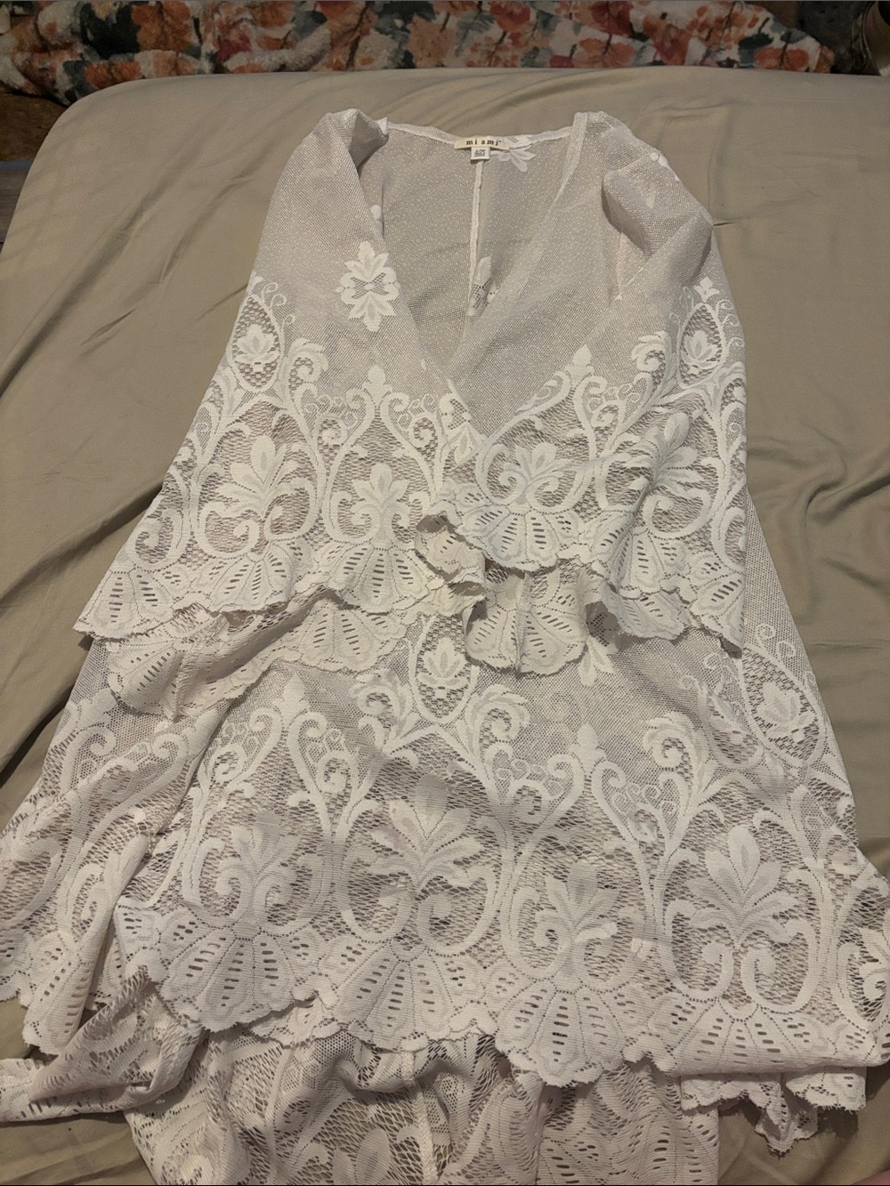 miami White Lace Tiered Crochet Cardigan